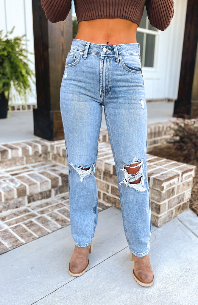 Cassie Straight Leg Jeans - Southern Trends Boutique 